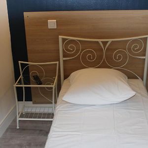 Standard Room with 1 Single Bed